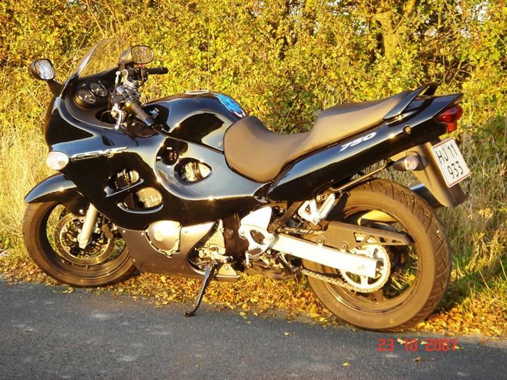 Suzuki gsx750F DØD billede 6