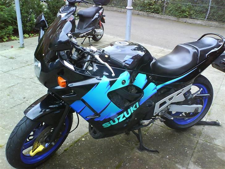 Suzuki GSX 600 f (solgt) billede 10