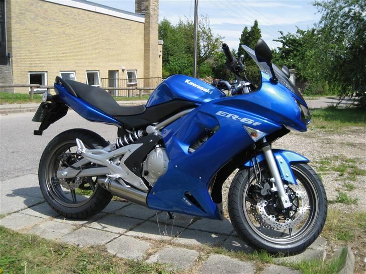 Kawasaki ER-6F  - Lige afhentet fra forhandleren og kun kørt 40 km. billede 1