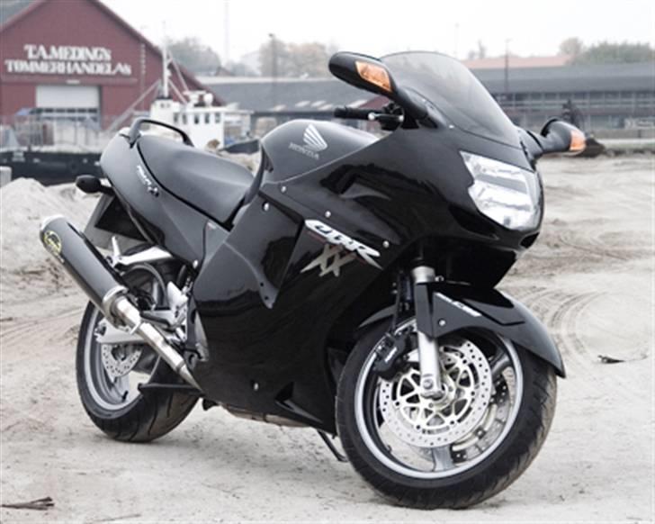 Honda CBR1100XXSuperBlackBird billede 2