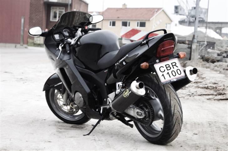 Honda CBR1100XXSuperBlackBird billede 6