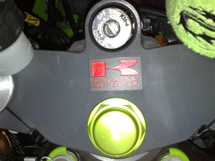 Kawasaki ZX7R Cup Edition -SOLGT- - Nr 405 ud af 500! billede 9