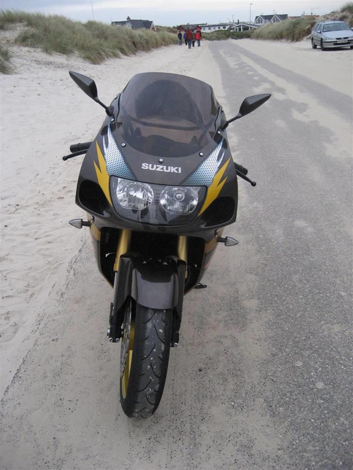 Suzuki GSX R 750 [SOLGT] billede 4