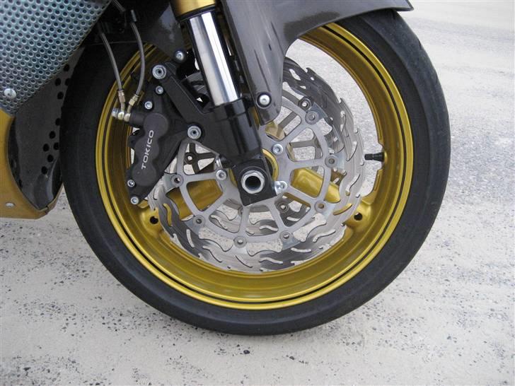 Suzuki GSX R 750 [SOLGT] billede 6