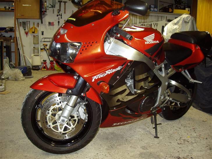 Honda CBR 900 RR billede 6