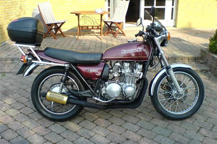 Kawasaki Z 650 - SOLGT!! - Hjemmelavet bagagebærer i rustfrit stål. Måske ikke så pænt, men vanvittig praktisk! :-) billede 2