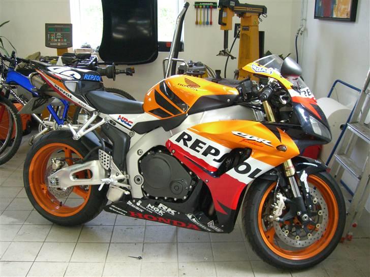 Honda Cbr1000RR Fireblade billede 2