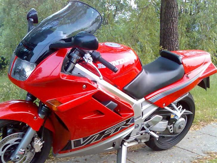 Honda VFR RC36/1-93 billede 1