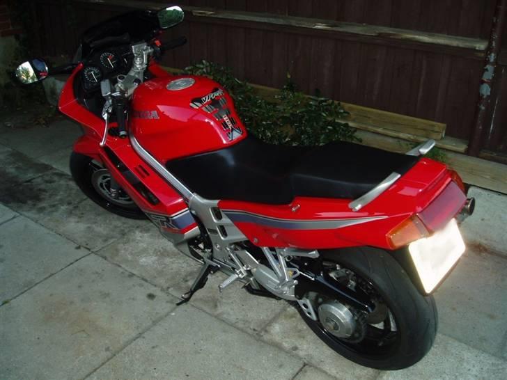 Honda VFR RC36/1-93 billede 3