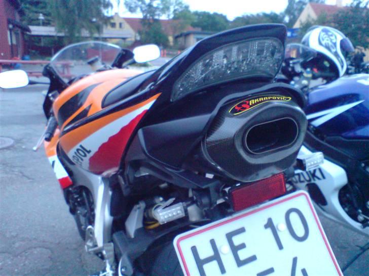 Honda CBR1000RR Repsol *SOLGT* - Akraprovic potte og Rizoma blink og nr plade holder  billede 10