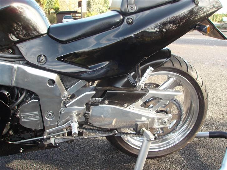 Kawasaki ZXR 750 .solgt billede 3