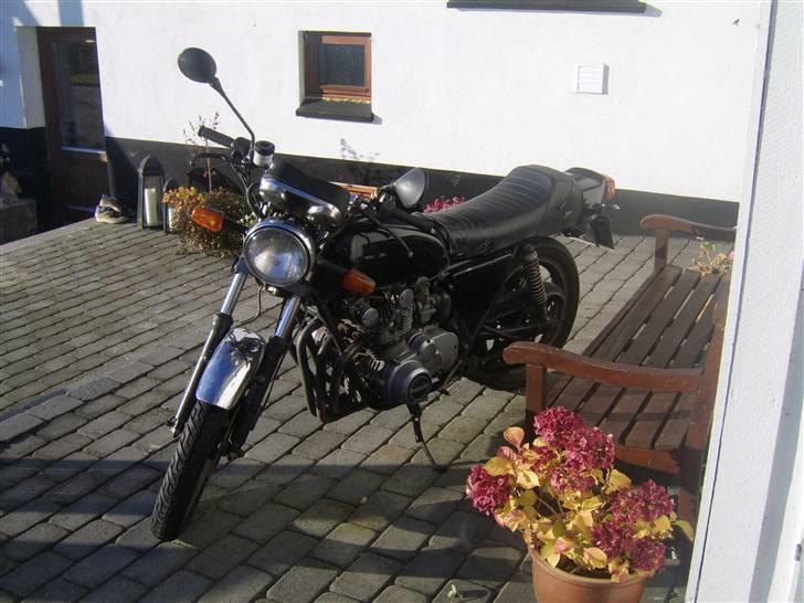 Suzuki gs 550 e  solgt billede 6