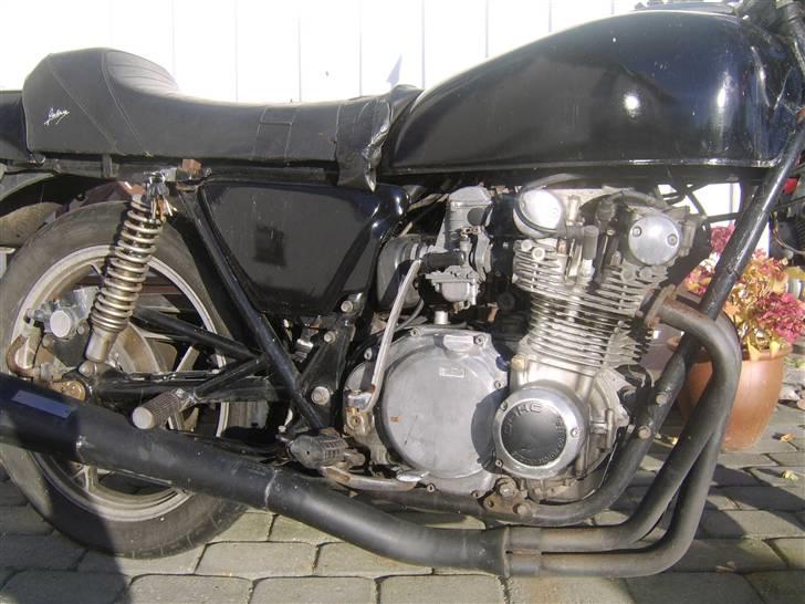 Suzuki gs 550 e  solgt billede 7