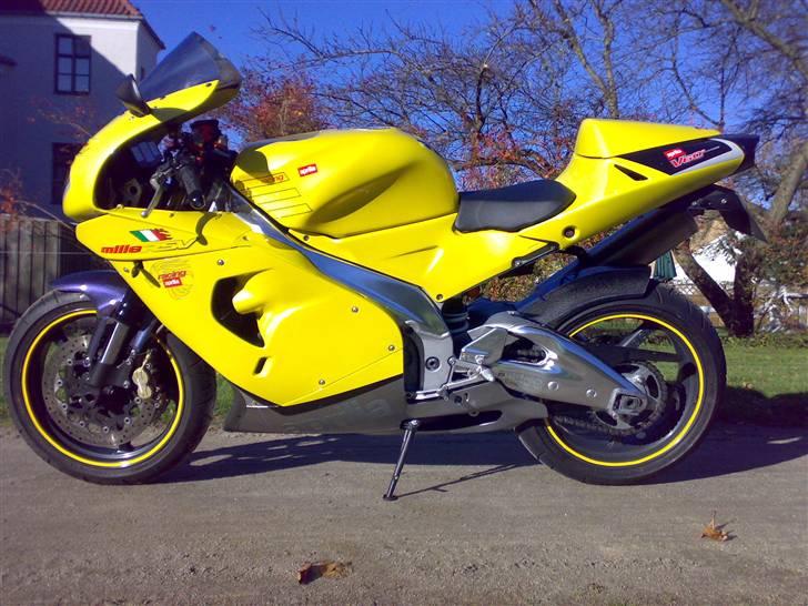 Aprilia RSV 1000R Factory - Og et fra den anden side billede 9