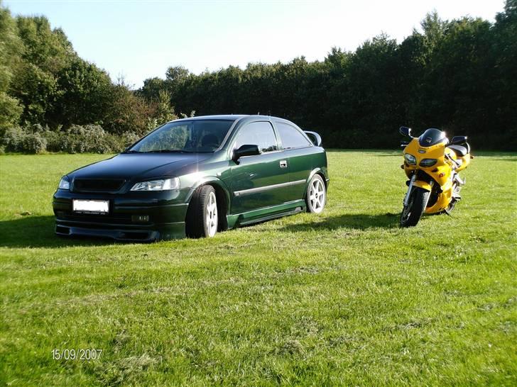 Suzuki SV 650 S Solgt - Lige et billede af bilen.. Det er jo desværre ikke altid vejr til at køre mc.. billede 9