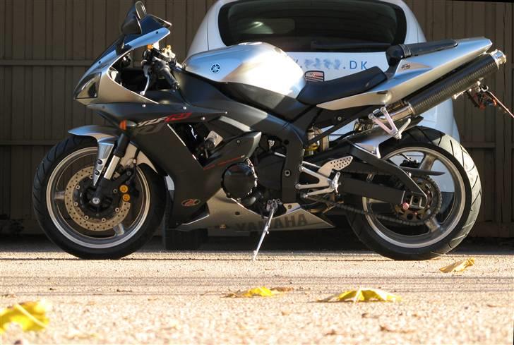 Yamaha YZF R1 (SOLGT) - Med Wolf (Ixil) Underseat Exhaust System. billede 2