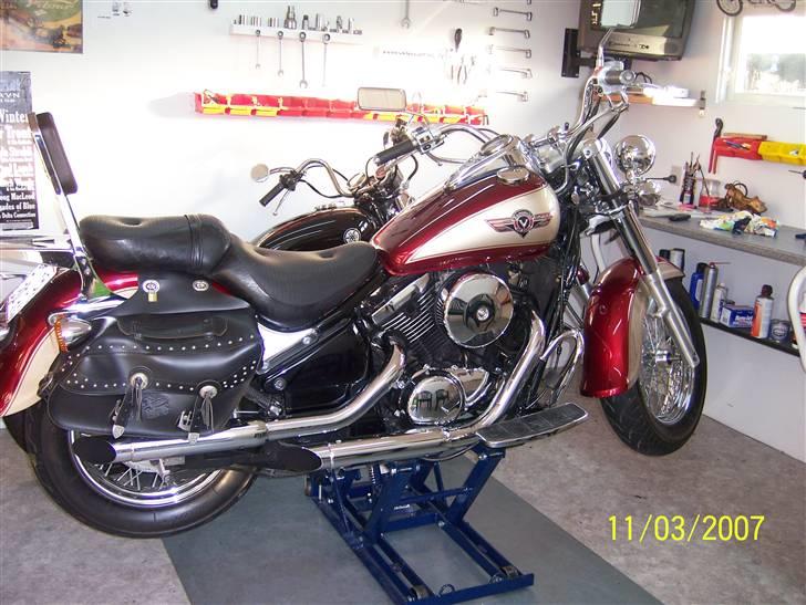 Kawasaki VN 800 - Kawasaki vn 800 1996 med 2006 faver billede 1