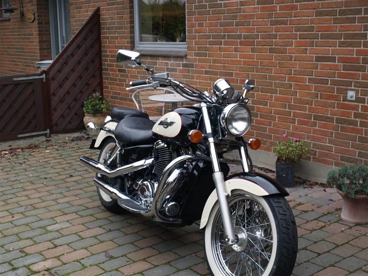 Honda vt 1100 billede 2