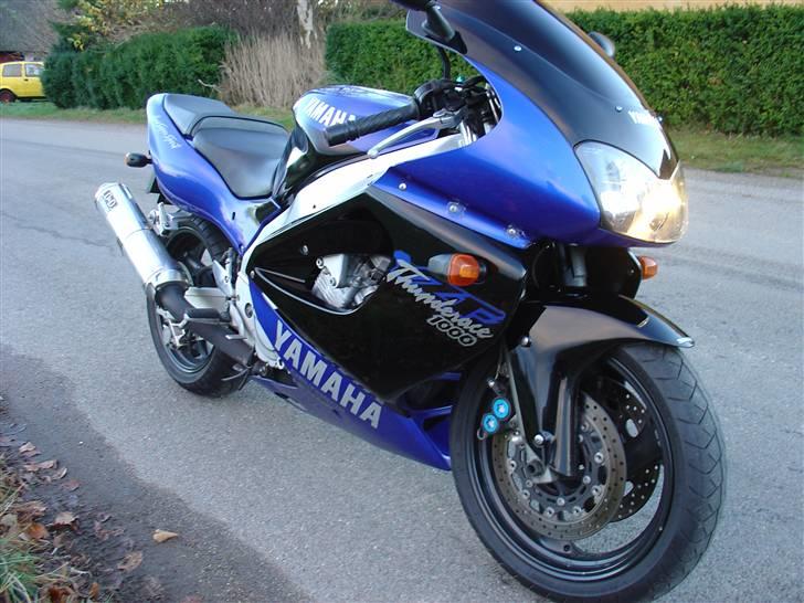 Yamaha YZF1000R ThunderAce - ja her står hun så "FEDE DORIT" som hun bliver kaldt......  billede 1