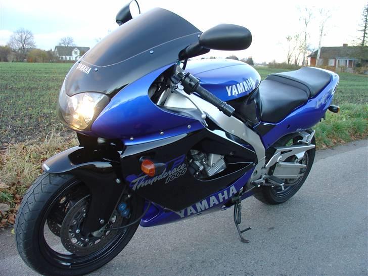 Yamaha YZF1000R ThunderAce billede 2