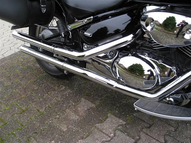 Suzuki Intruder C800 - Vance&Hines Straight shot 2-2 chrome billede 9