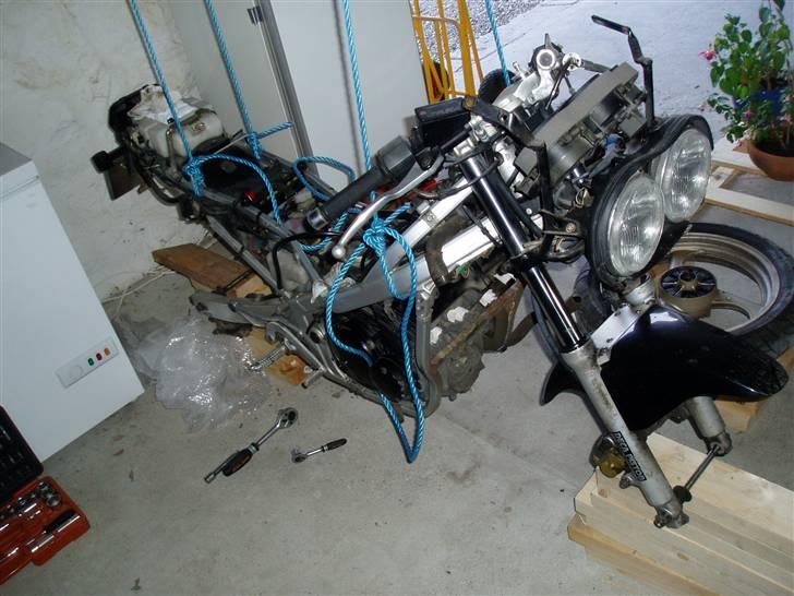 Suzuki GSX-R 250 (Solgt) billede 3