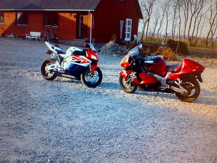 Honda cbr 1000RR totalskadet... billede 15
