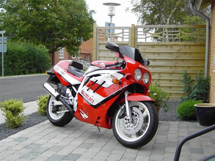 Suzuki GSX-R 750 billede 2