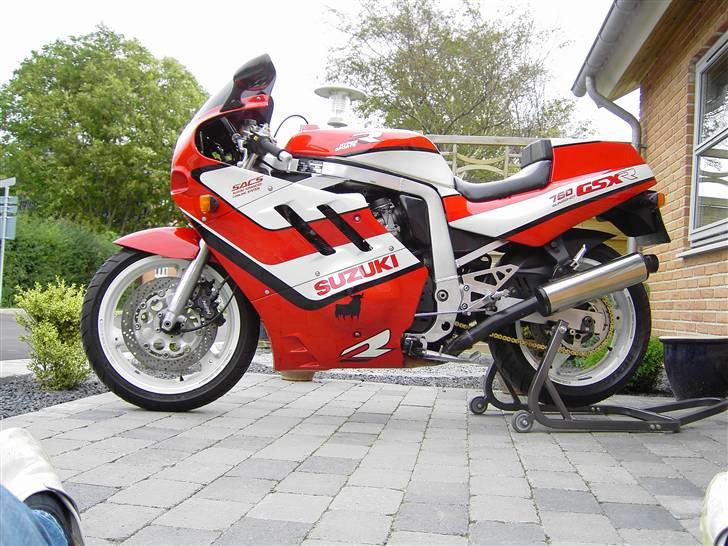 Suzuki GSX-R 750 billede 3