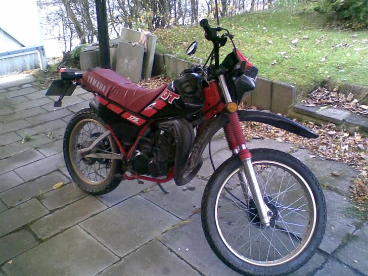 Yamaha DT 175 (Vintercyklen) billede 3