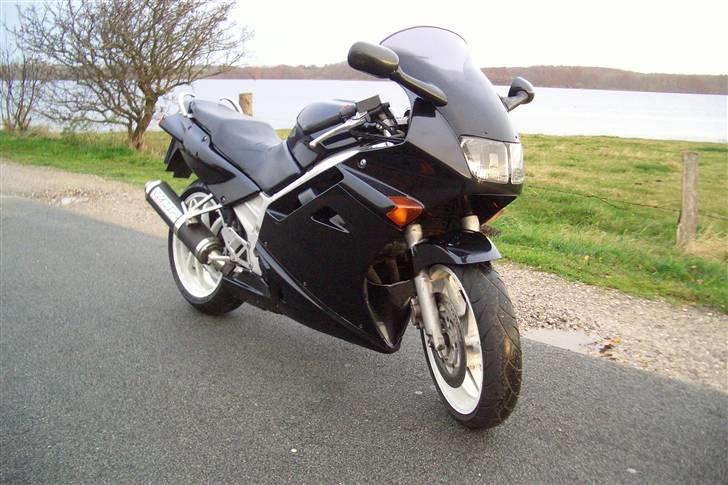 Honda VFR 750 F RC 36-1 billede 6