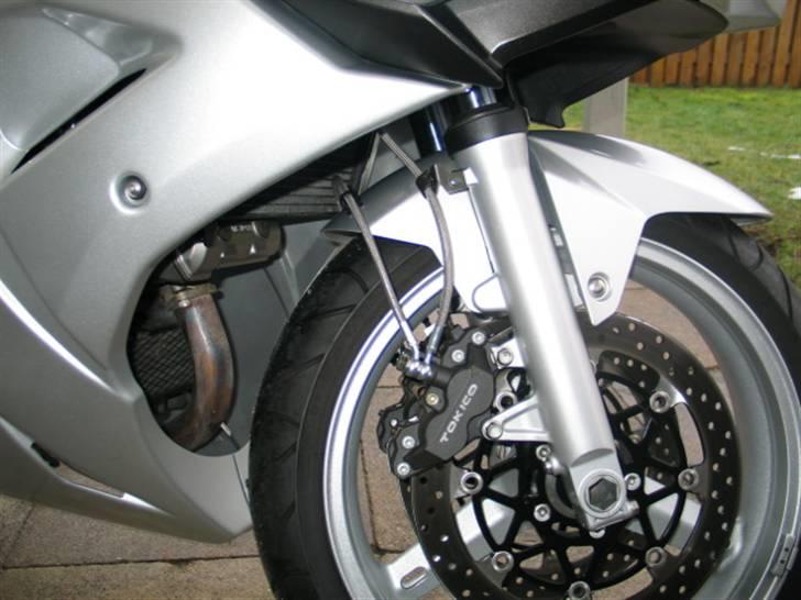 Suzuki SV1000SK4 billede 3