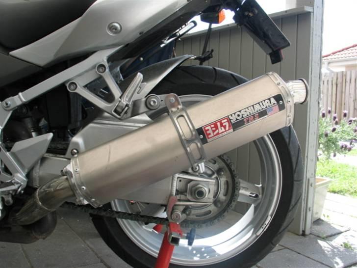 Suzuki SV1000SK4 billede 4