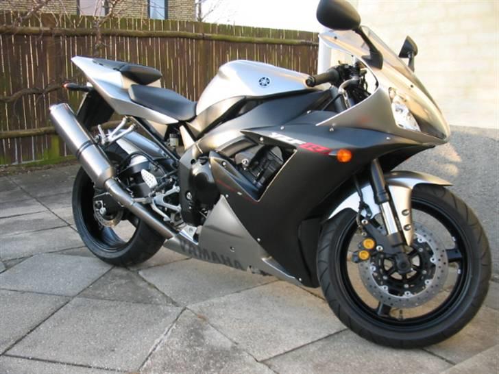 Suzuki SV1000SK4 - tidligere kongemaskine, som jeg desværre måtte sælge billede 5