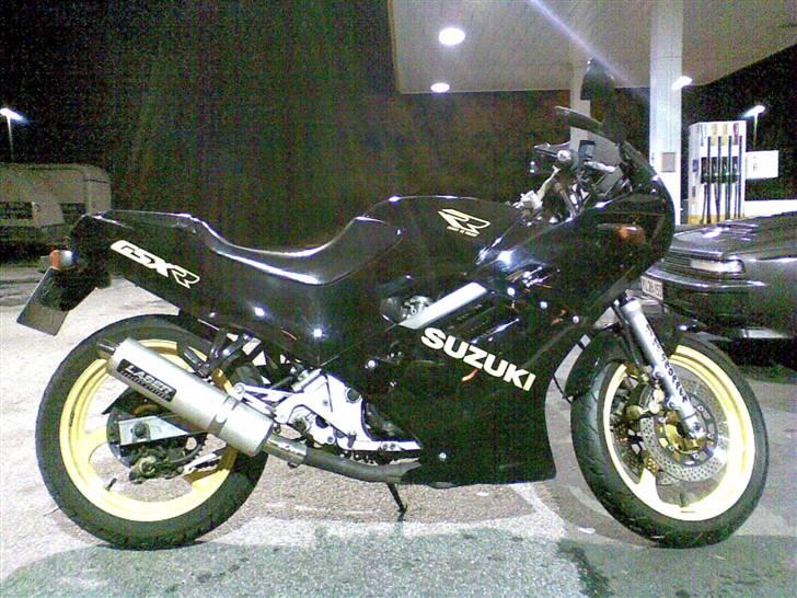 Suzuki GSX-R 250 billede 2