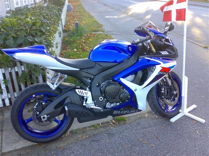 Suzuki GSXR 600 (Solgt) billede 1