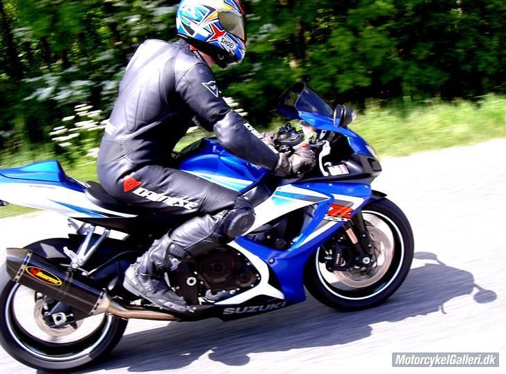 Suzuki GSXR 750 billede 1