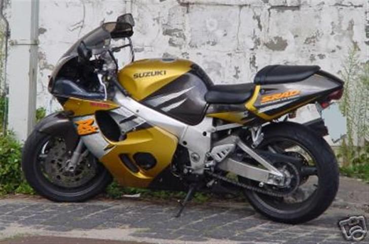 Suzuki GSXR 750 SRAD  billede 6