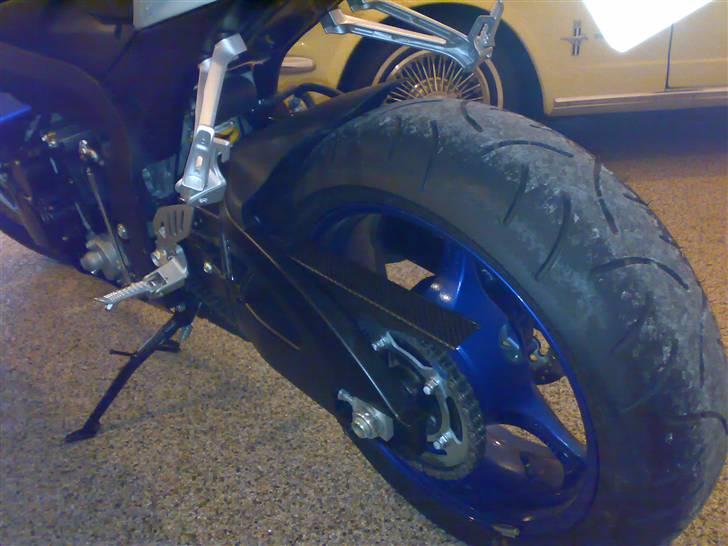 Suzuki GSXR 600 (Solgt) billede 11