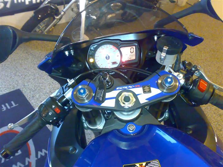 Suzuki GSXR 600 (Solgt) billede 13