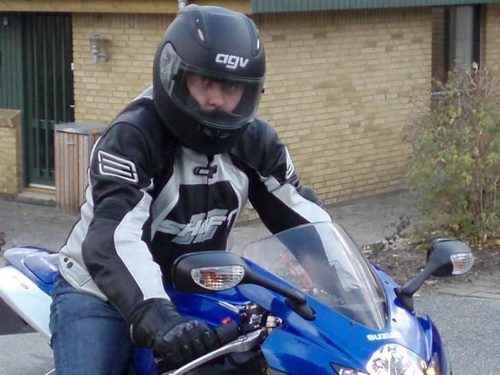 Suzuki GSXR 600 (Solgt) billede 14