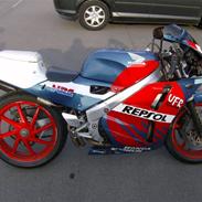 Honda vfr400r