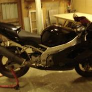 Kawasaki zx9r
