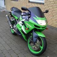 Kawasaki zx6r