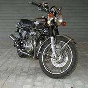 Honda cb 750 k2