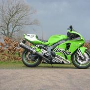 Kawasaki ZX7R Cup Edition