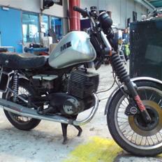 MZ 251 etz