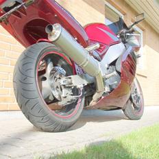 Suzuki RF 900R Solgt