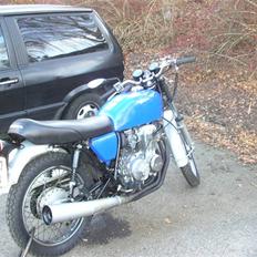 Honda cb 400f