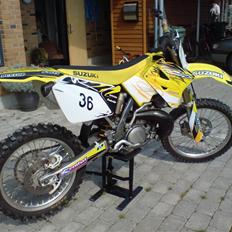 Suzuki RM250